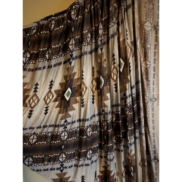 Aztec Kimono - Picture 2 of 6